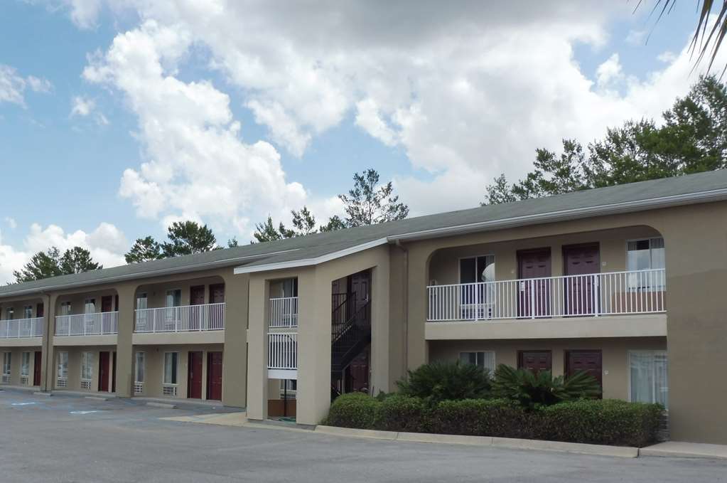Red Roof Inn Defuniak Springs Exteriör bild